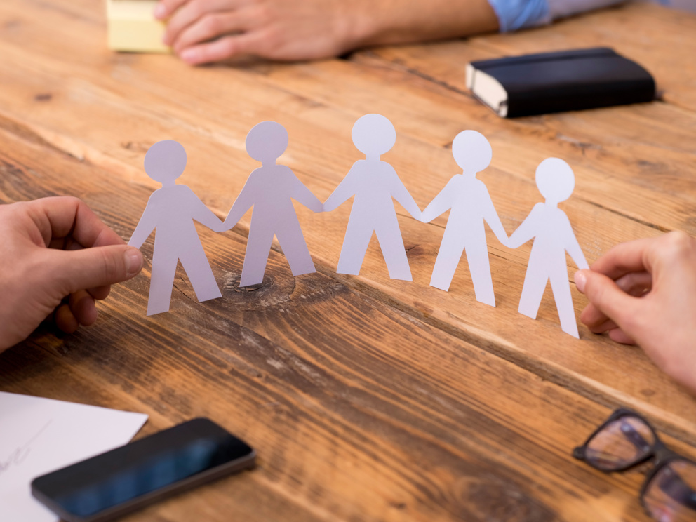 Socio "non si nasce", ma si diventa 